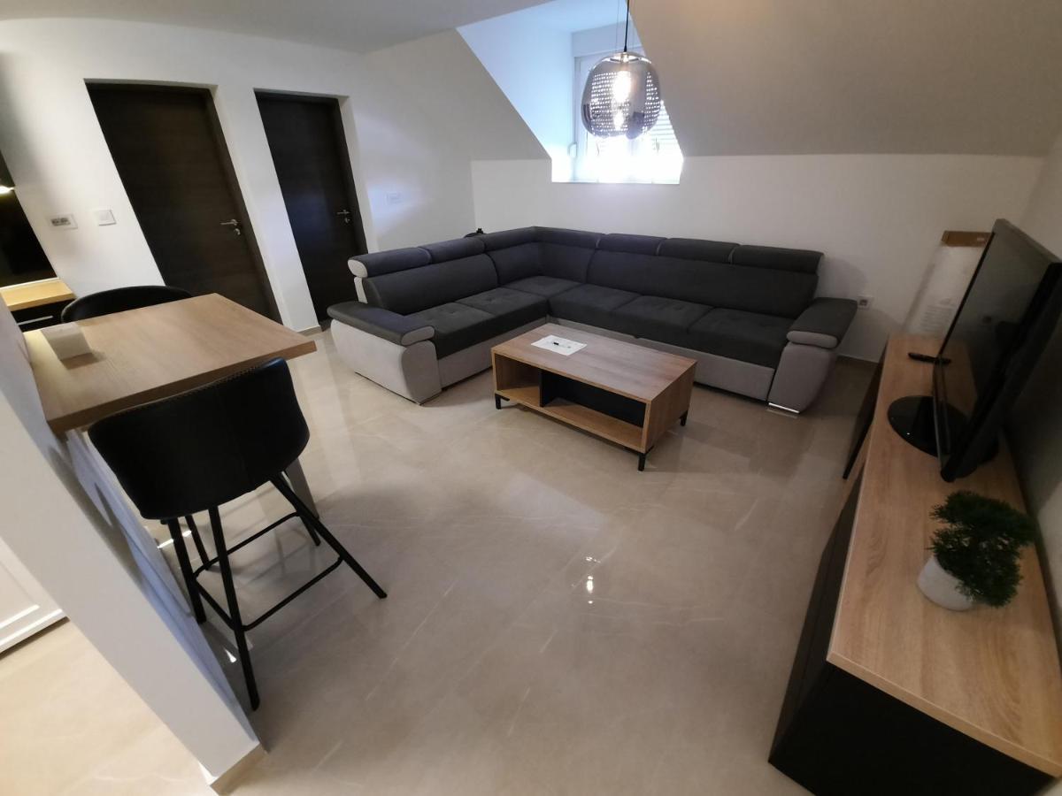Apartmani New York Nova Gradiska Exterior foto